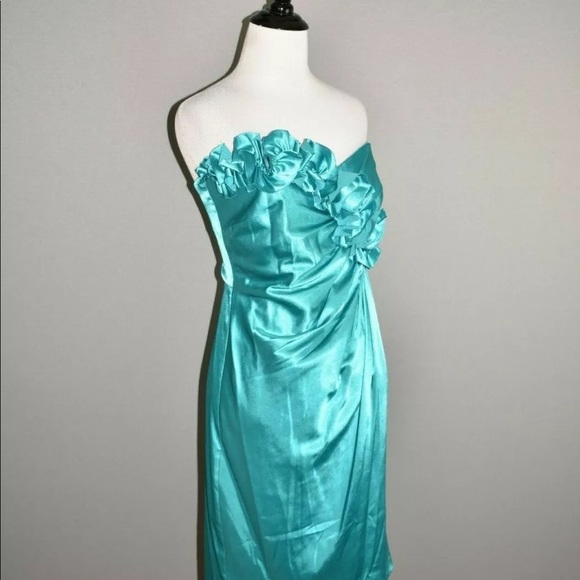 LONDON TIMES Blue Ruffle Strapless Cocktail Dress - Picture 3 of 8